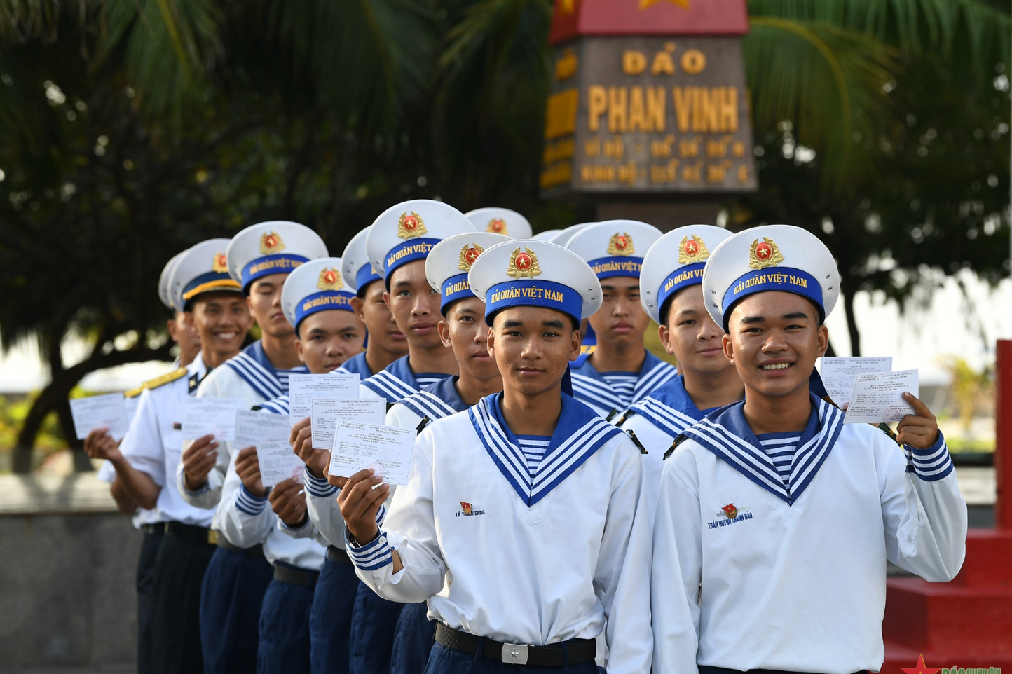 Ảnh chụp Màn hình 2026-03-12 lúc 15.57.05