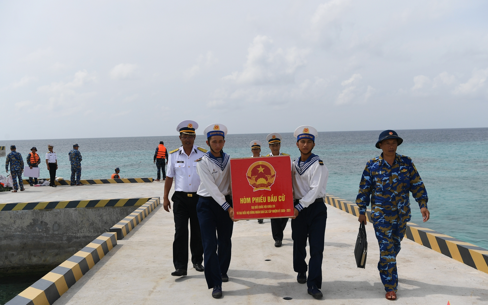 Ảnh chụp Màn hình 2026-03-12 lúc 16.00.26