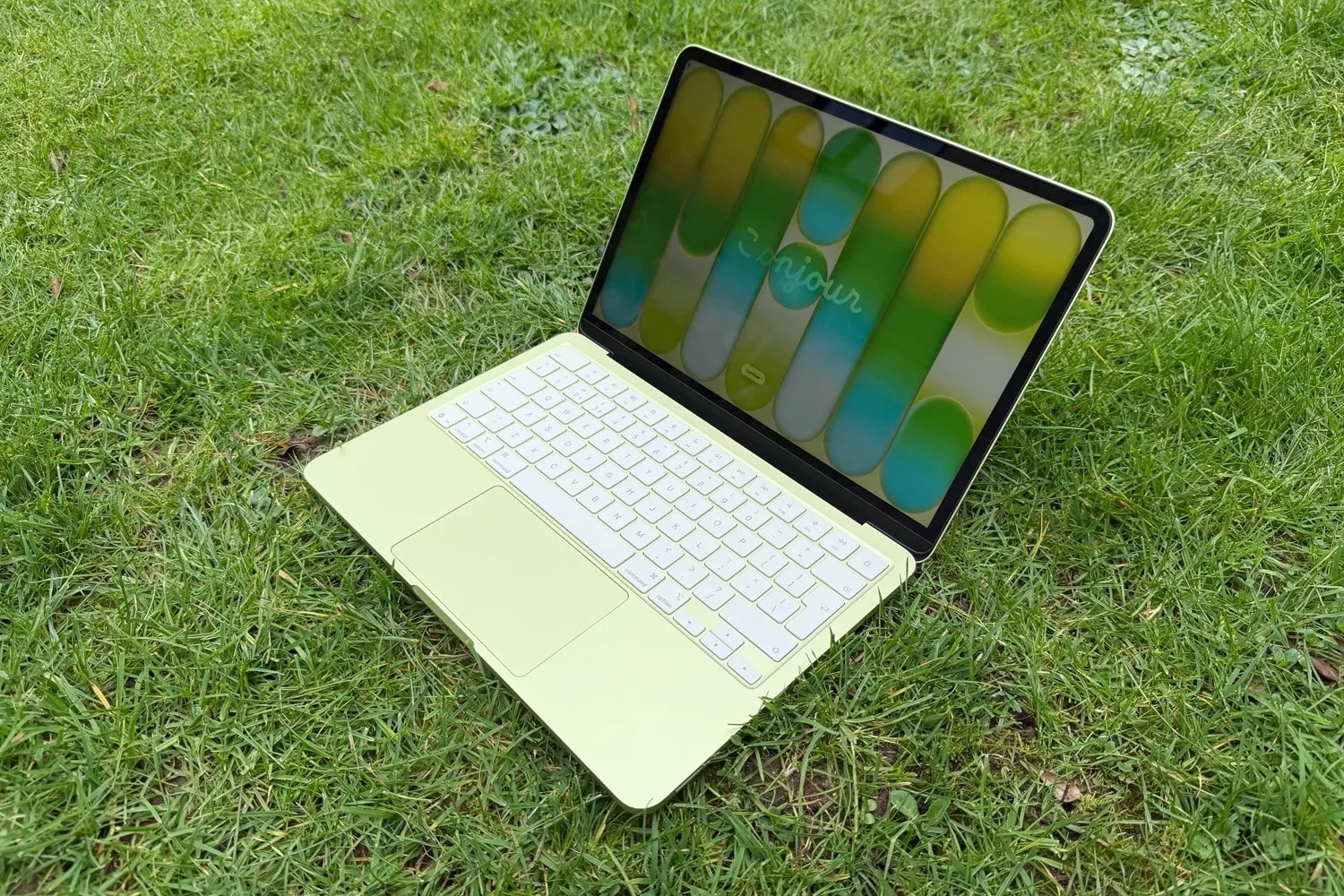 danh gia MacBook Neo, gia ban MacBook Neo, so sanh MacBook Neo, MacBook gia re anh 4