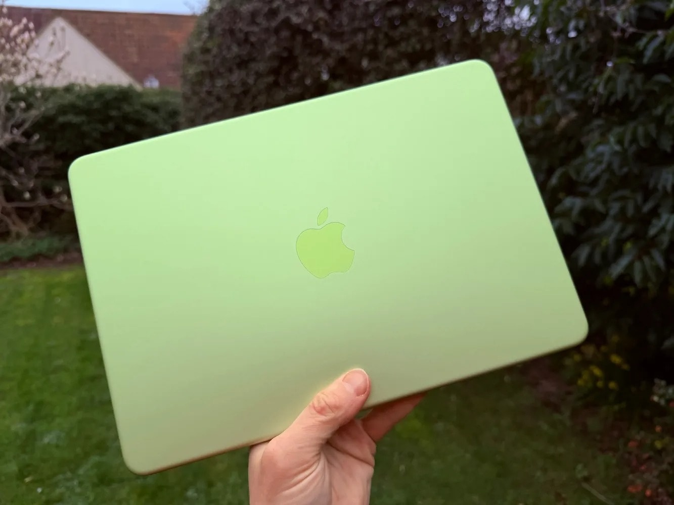 danh gia MacBook Neo, gia ban MacBook Neo, so sanh MacBook Neo, MacBook gia re anh 2