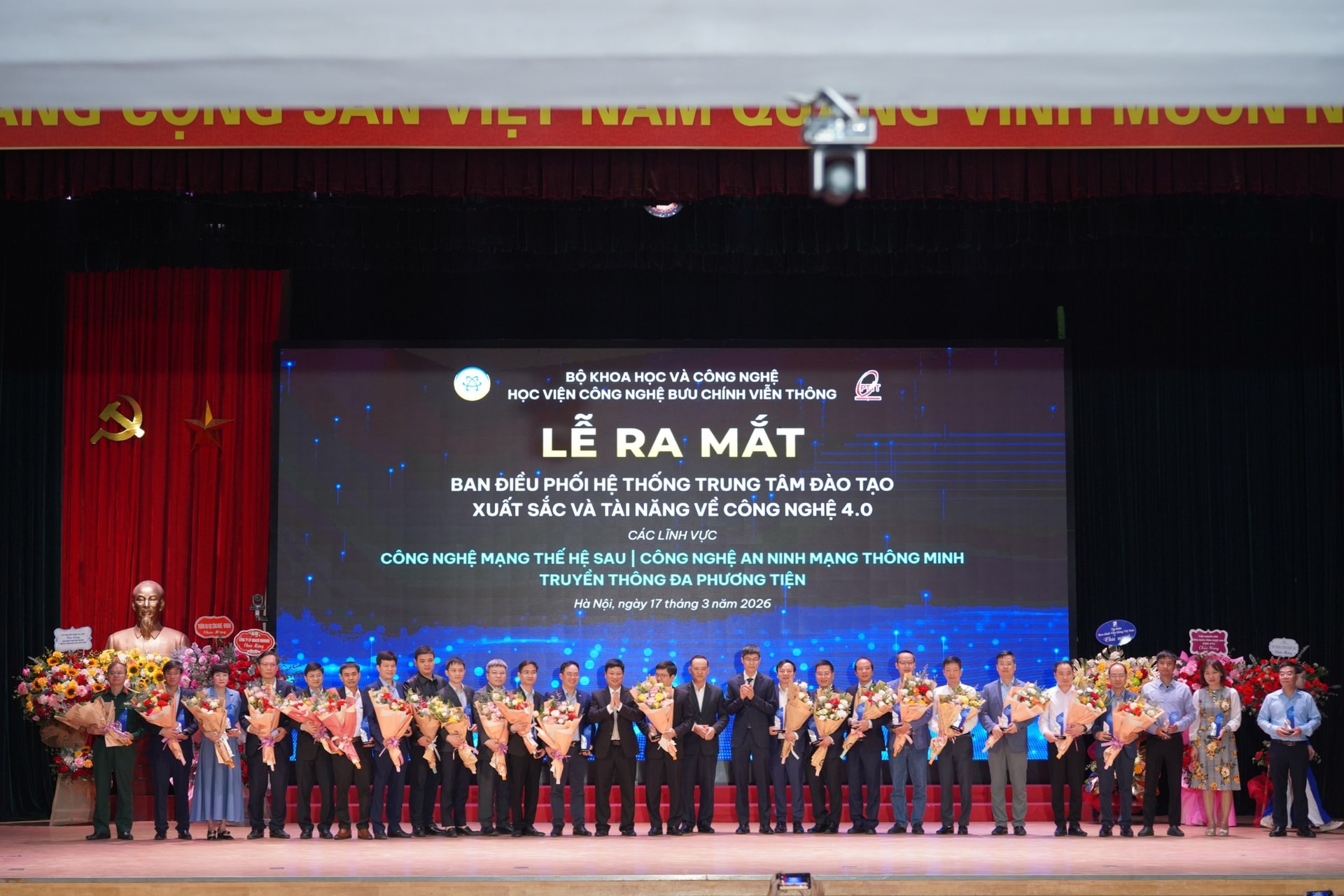 Sự kiện đánh dấu bước tiến quan trọng trong việc kết nối các cơ sở đào tạo, nghiên cứu và doanh nghiệp nhằm phát triển nguồn nhân lực chất lượng cao cho kỷ nguyên số (Ảnh: PTIT)