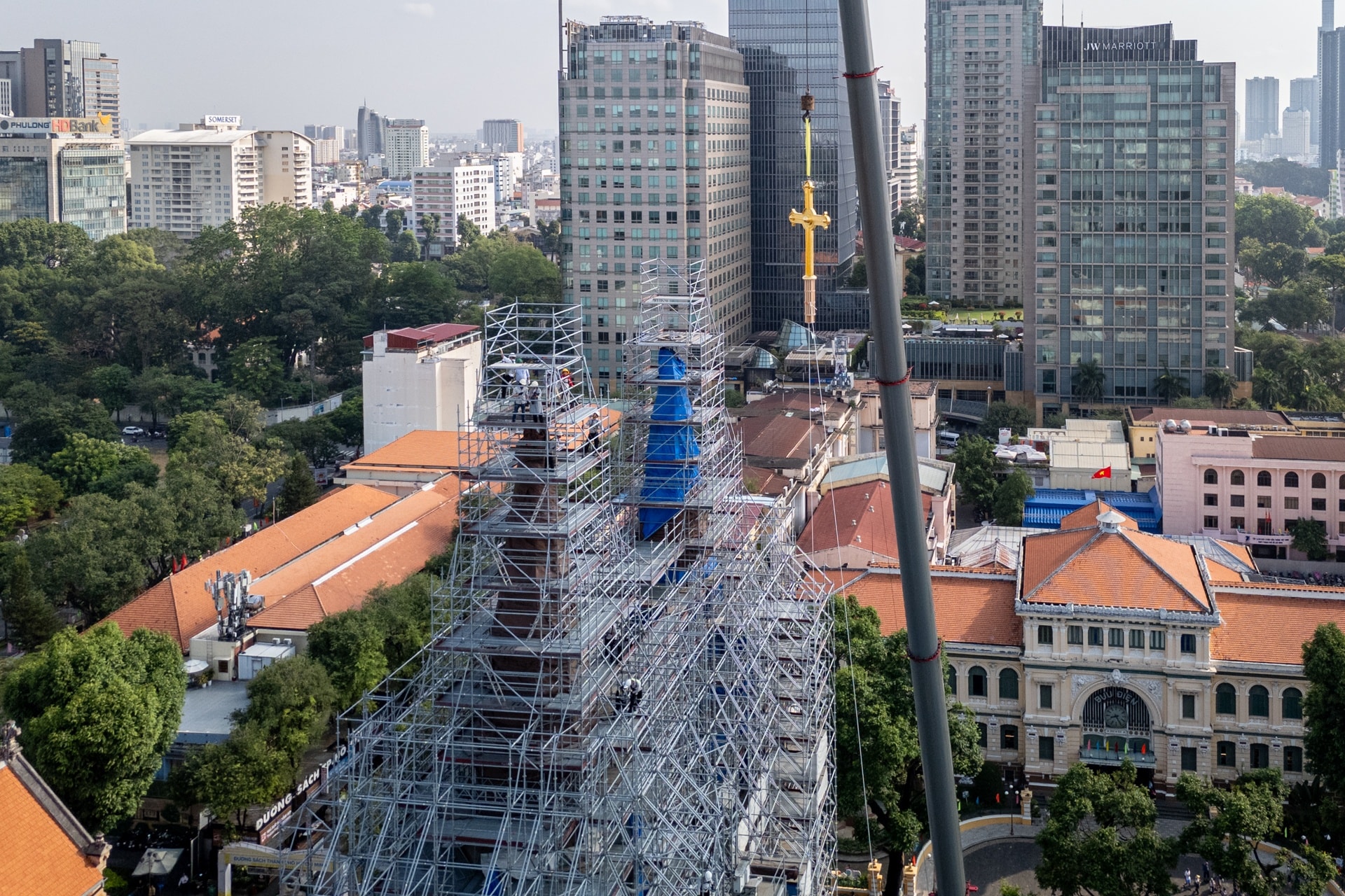 Thanh gia Duc Ba TP.HCM anh 1