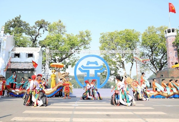 Thủ đô Hà Nội là nơi hội tụ và lan tỏa tinh hoa văn hóa, trí tuệ và nguồn lực của đất nước.