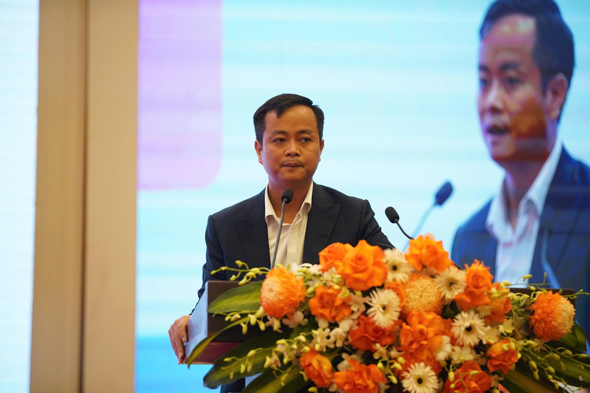  Phó Chủ tịch Hội đồng quản trị công ty CP FSI Nguyễn Hùng Sơn cho rằng, cần sớm “bình dân hóa