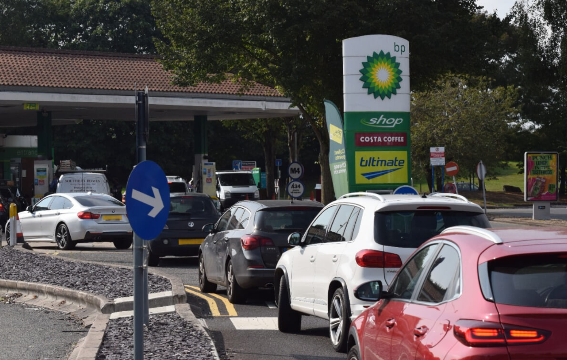 Thế giới bước vào 