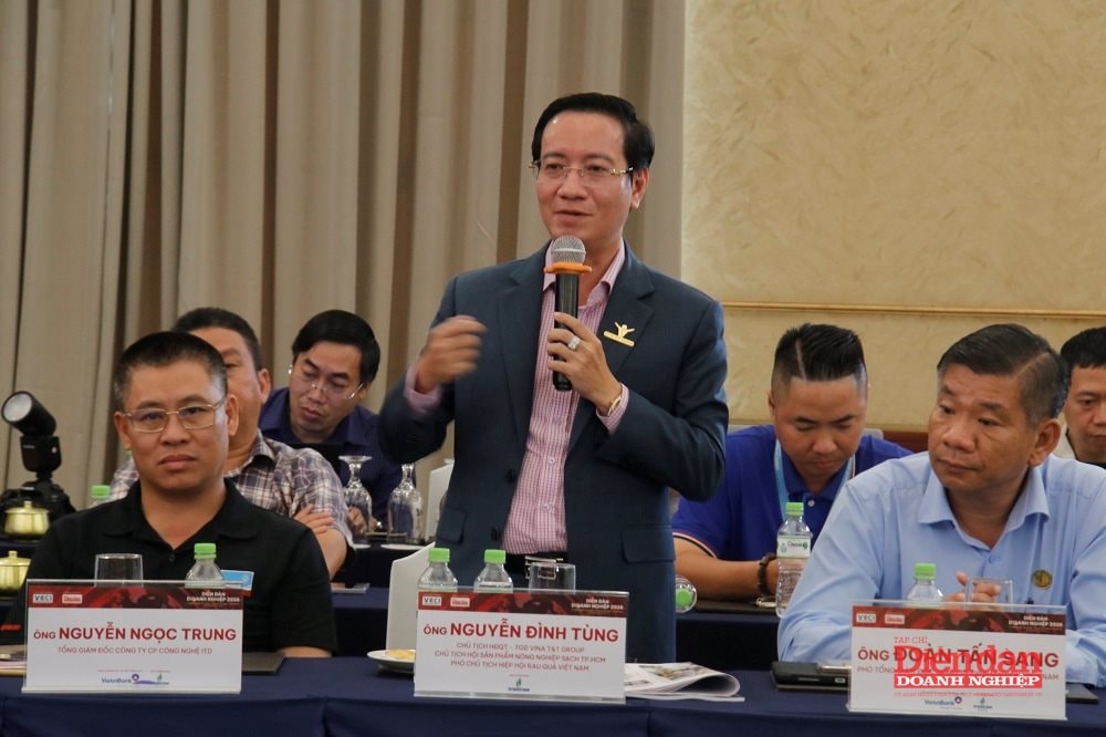 11 Ông Nguyễn Đình Tùng - Phó Chủ tịch Hiệp hội Rau quả Việt Nam, Chủ tịch Hội Sản Phẩm Nông Nghiệp Sạch TP HCM, Chủ tịch HĐQT - Tổng Giám đốc Vina T&T Group