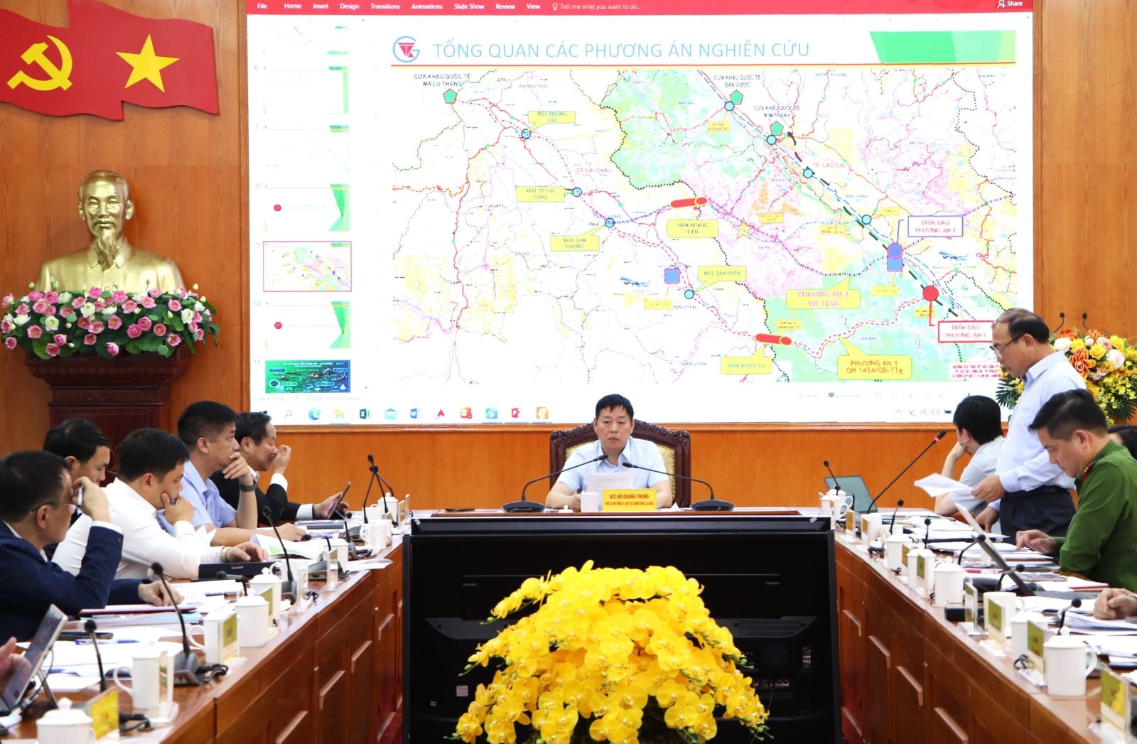 Chủ tịch UBND tỉnh Hà Quang Trung chủ trì Hội nghị công tác chuẩn bị Dự án cao tốc Bảo Hà - Lai Châu.