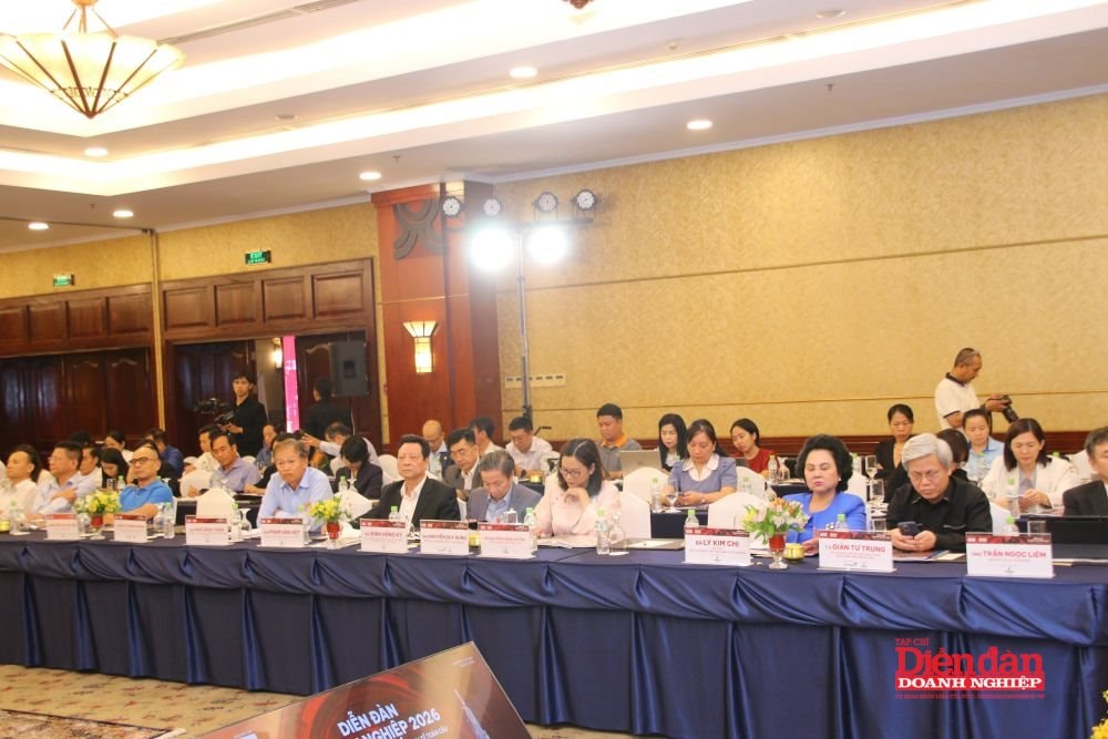 Các đại biểu, doanh nghiệp tham dự Diễn đàn.