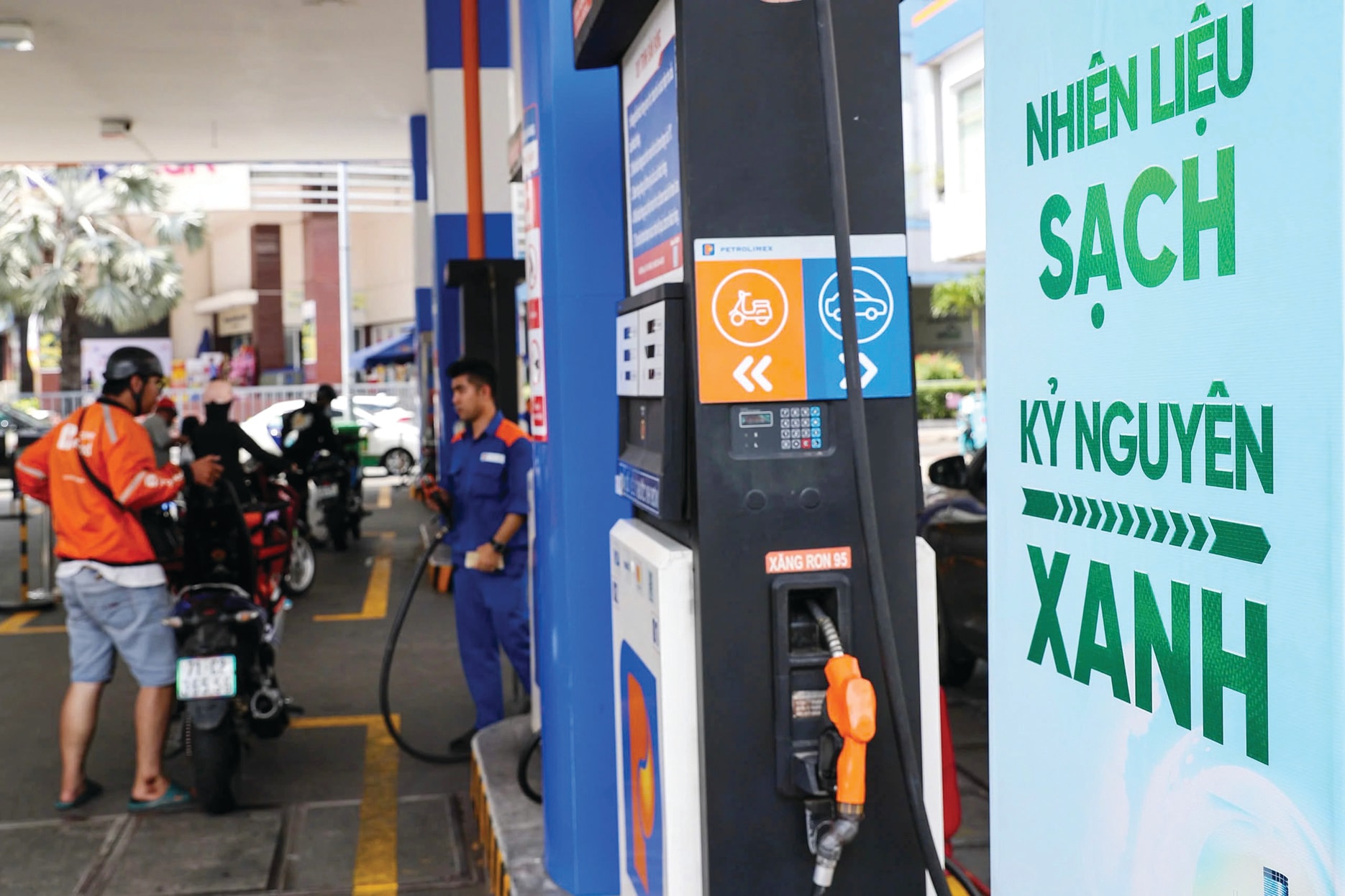 Giải “bài toán kép” cho năng lượng