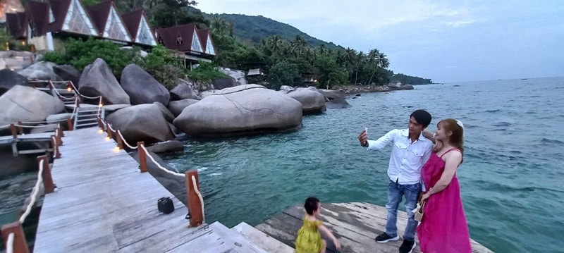 gen-n-Du lich Hon Son