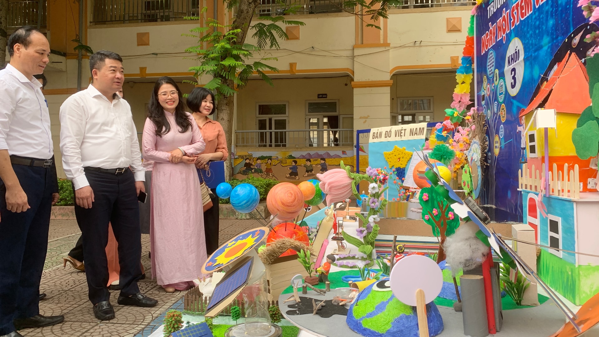 ảnh tiểu học vạn phúc