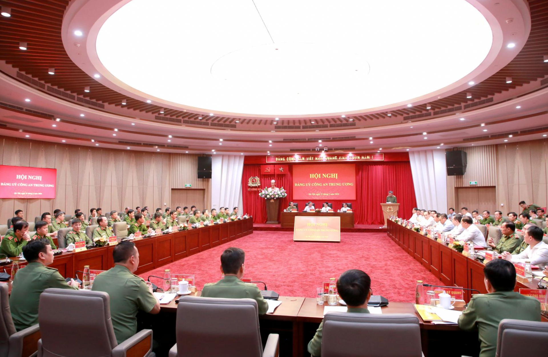 Ảnh chụp Màn hình 2026-03-31 lúc 14.49.41