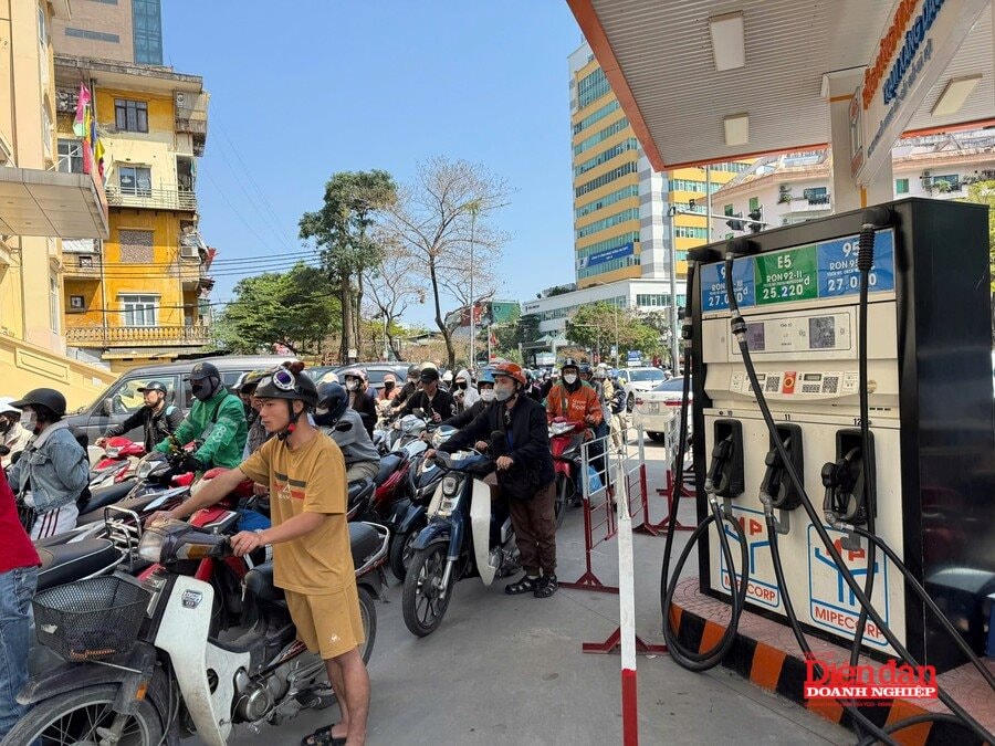 Giảm thuế bảo vệ môi trường xăng dầu: Cần thêm dư địa chính sách