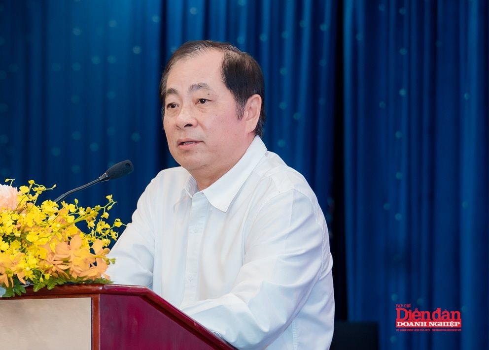 TS Đinh Thế Hiển