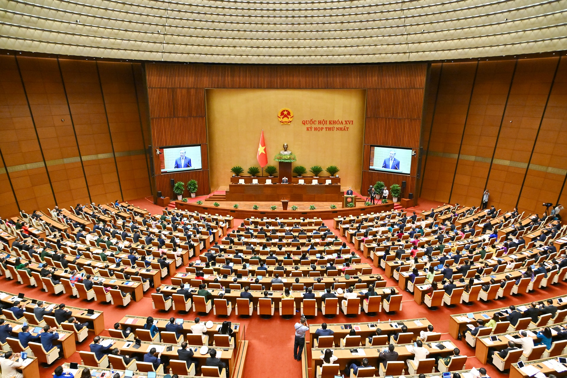 TRỰC TIẾP: Quốc hội tiến hành bầu Chủ tịch nước- Ảnh 1.