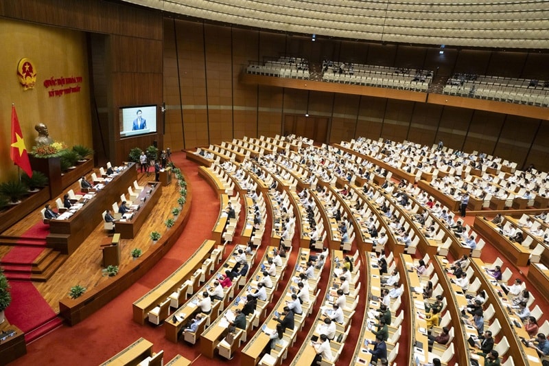 Hôm nay, Quốc hội thảo luận về việc giảm thuế xăng dầu