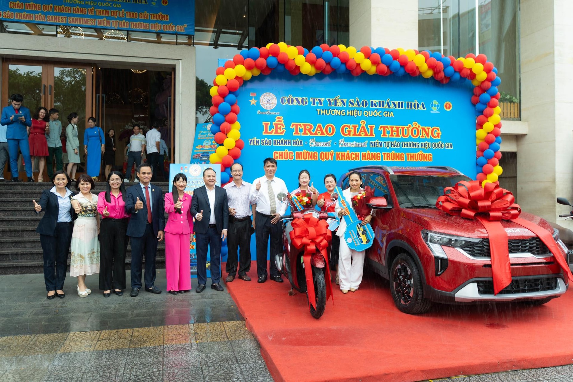 Chtr khuyến mãi THQG_trao ô tô tại Đà Nẵng