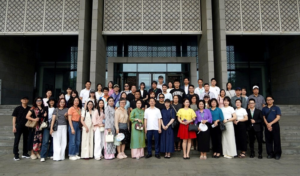 Hà Nội làm mới trải nghiệm, mở rộng biên độ tiêu dùng du lịch mùa cao điểm - ảnh 1