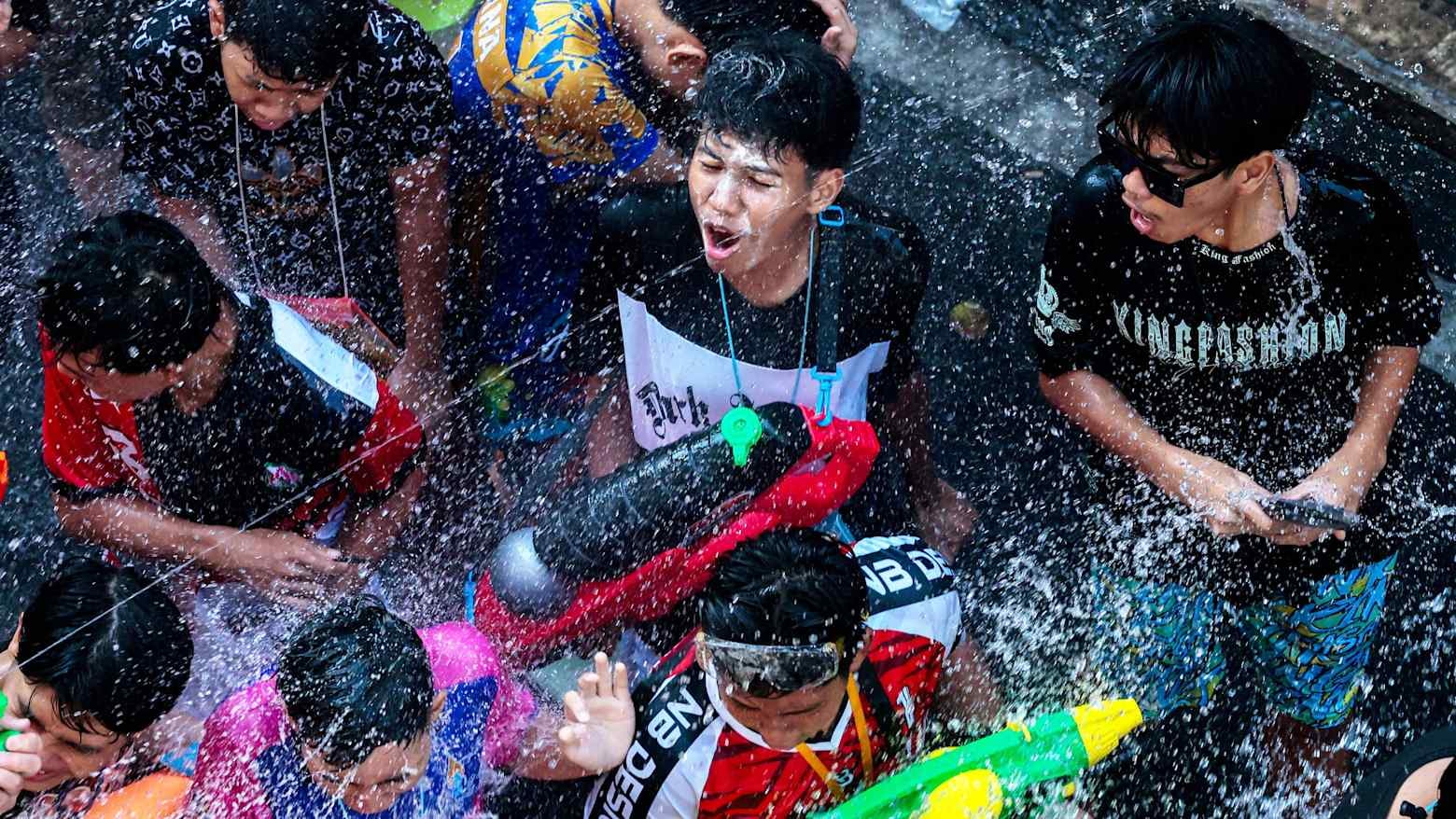 le hoi te nuoc thai lan