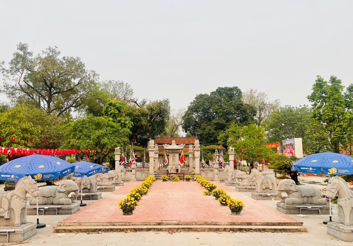 ảnh đền Hát Môn 3