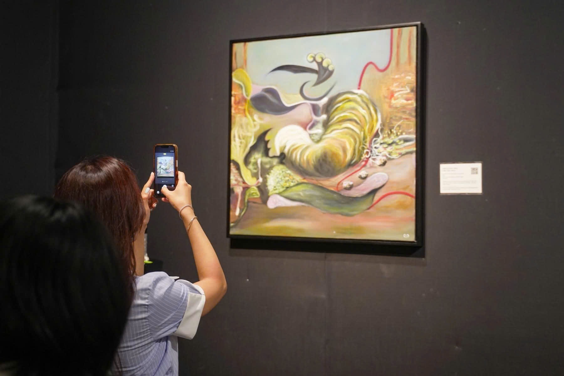 ảnh khai mạc triển lãm (1)