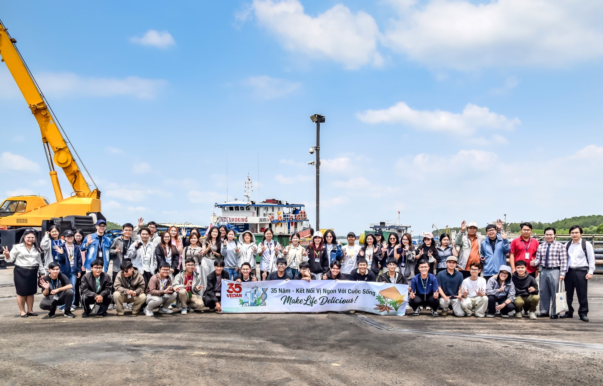 Đại học quốc tế - Đại học Quốc gia Tp. HCM (khoa Kỹ thuật Hóa học - Môi trường) tham quan Vedan