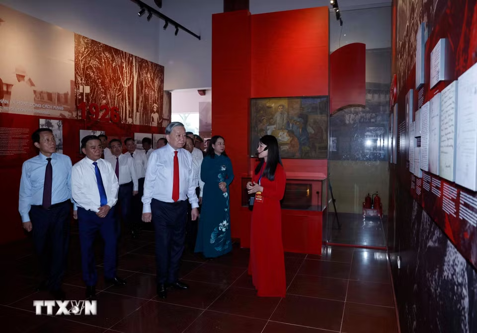 Tổng Bí thư, Chủ tịch nước Tô Lâm dâng hương tưởng niệm Tổng Bí thư Hà Huy Tập- Ảnh 4.