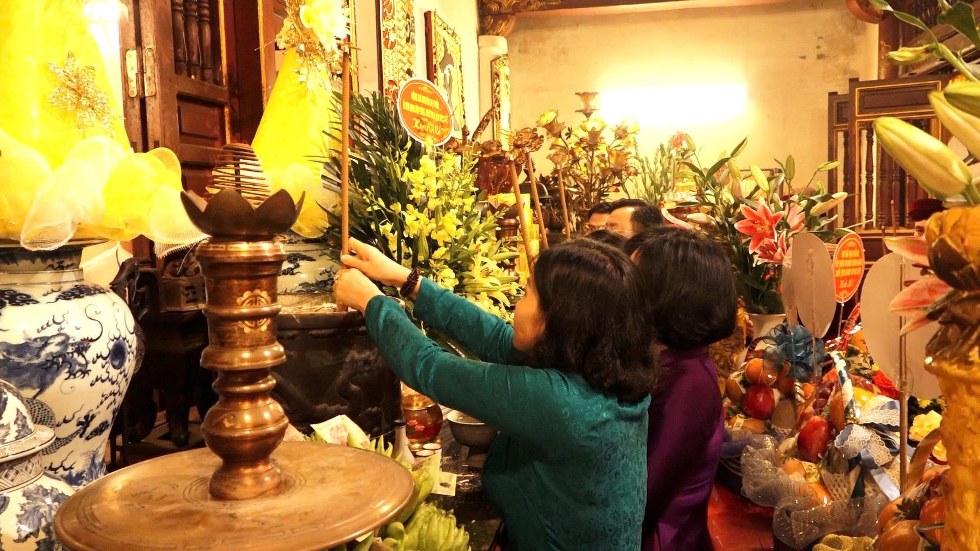 Là một trong những lễ hội truyền thống tiêu biểu của Thủ đô, Lễ hội Bình Đà gắn liền với tín ngưỡng thờ Đức Quốc Tổ Lạc Long Quân – vị thủy tổ trong huyền sử dân tộc Việt Nam. Qua nhiều thế hệ, lễ hội không chỉ tri ân công đức tiền nhân mà còn góp phần gìn giữ mạch nguồn văn hóa dân tộc, hun đúc tinh thần đoàn kết và niềm tự hào “Con Lạc cháu Hồng”. Lễ hội đã được công nhận là Di sản văn hóa phi vật thể quốc gia.