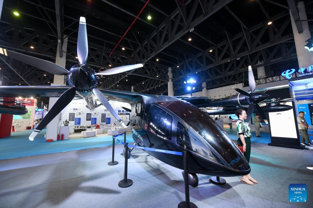 Máy bay không người lái - ngành công nghiệp dẫn dắt tăng trưởng kinh tế Trung Quốc