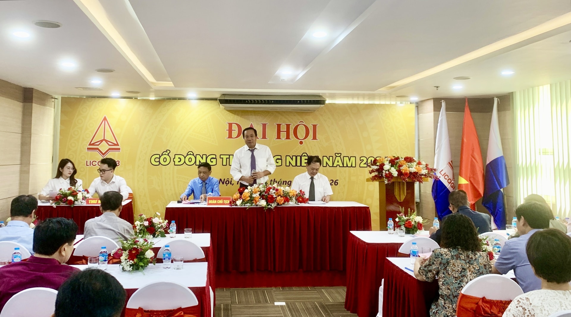 Ảnh đại hội