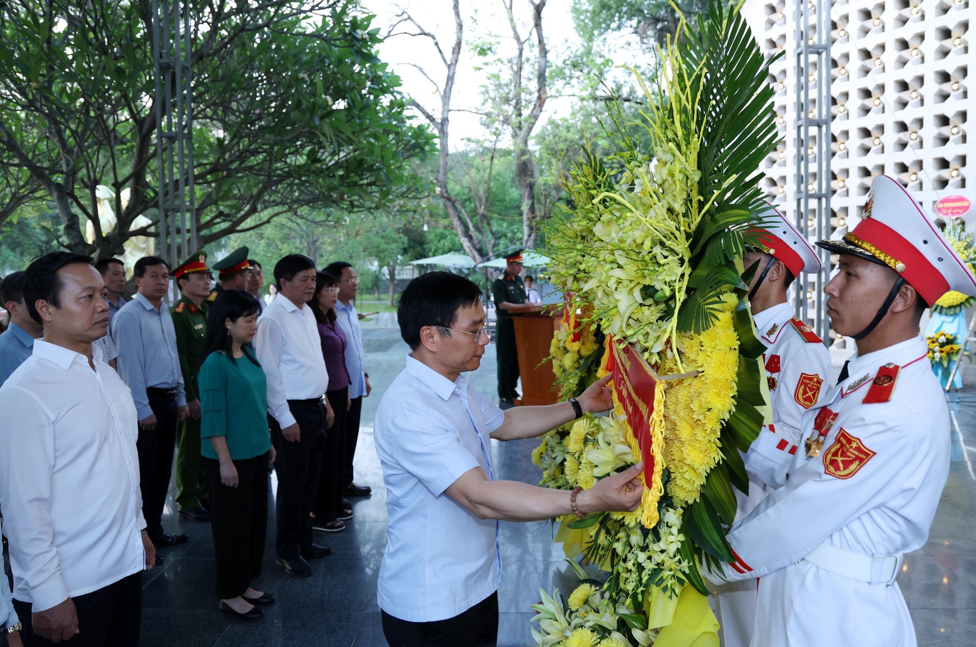 Phó Thủ tướng Nguyễn Văn Thắng: Phát triển kinh tế trên nền tảng ổn định, bền vững- Ảnh 7.