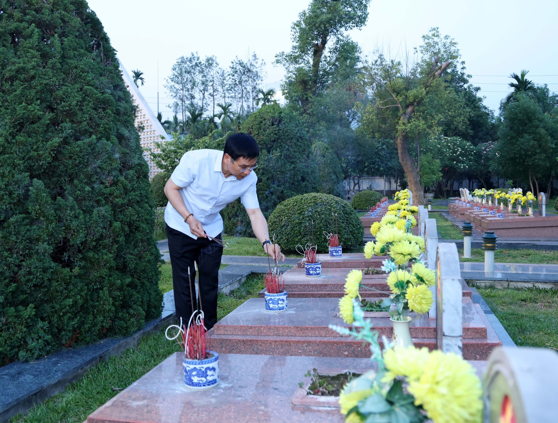 Phó Thủ tướng Nguyễn Văn Thắng: Phát triển kinh tế trên nền tảng ổn định, bền vững- Ảnh 9.