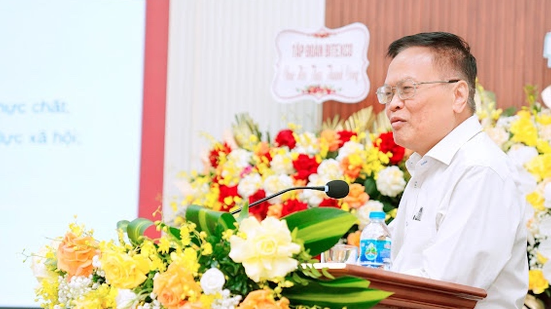 ảnh hội thảo VDB (Nguyễn Đình Cung)