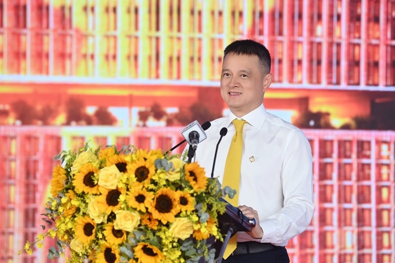 lanh-dao-sun-group (1)