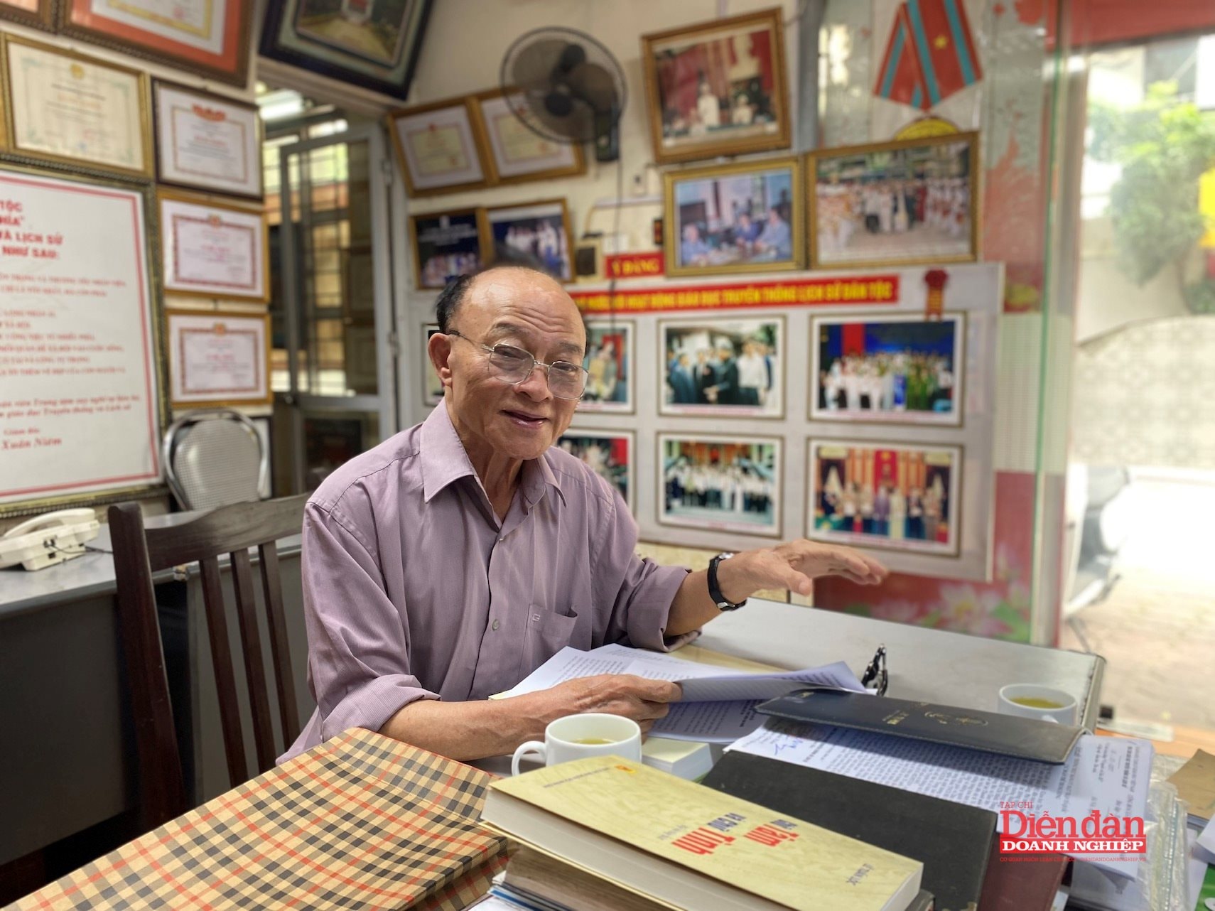 Người lính Cụ Hồ hơn 30 năm “tiếp lửa” truyền thống lịch sử