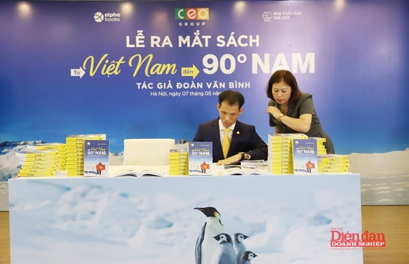 ra-mat-sach-7.5.7.jpg