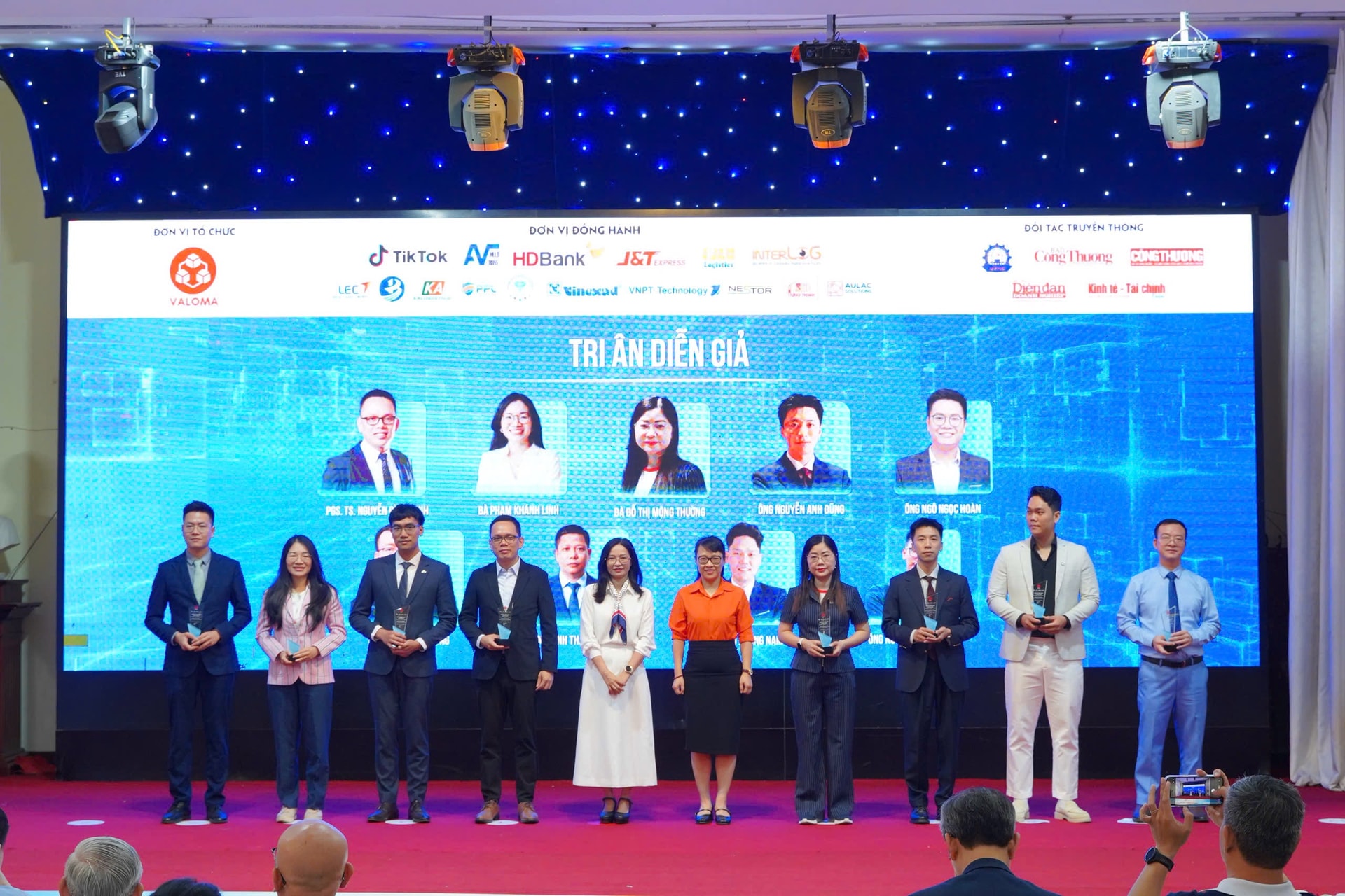 Tri ân các diễn giả