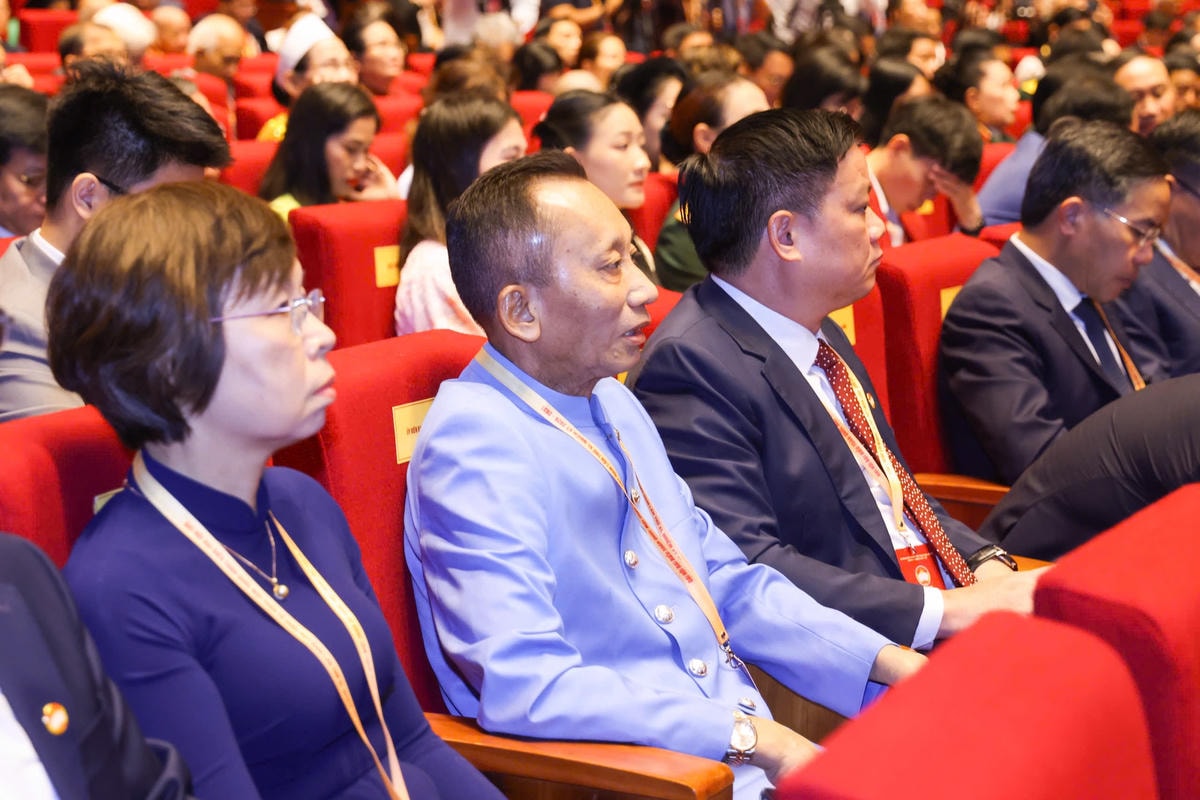 Hiệp sĩ Đại Thánh giá Lê Đức Thịnh và các đại biểu tham dự phiên Khai mạc Đại hội MTTQ Việt Nam lần thứ XI. Ảnh: Quang Vinh.
