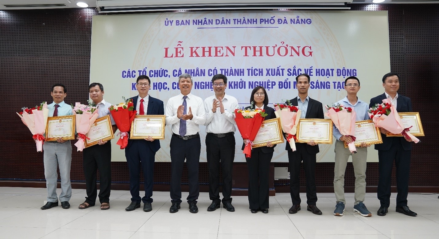 Đà Nẵng vinh danh các tập thể, cá nhân tiêu biểu về khoa học và đổi mới sáng tạo