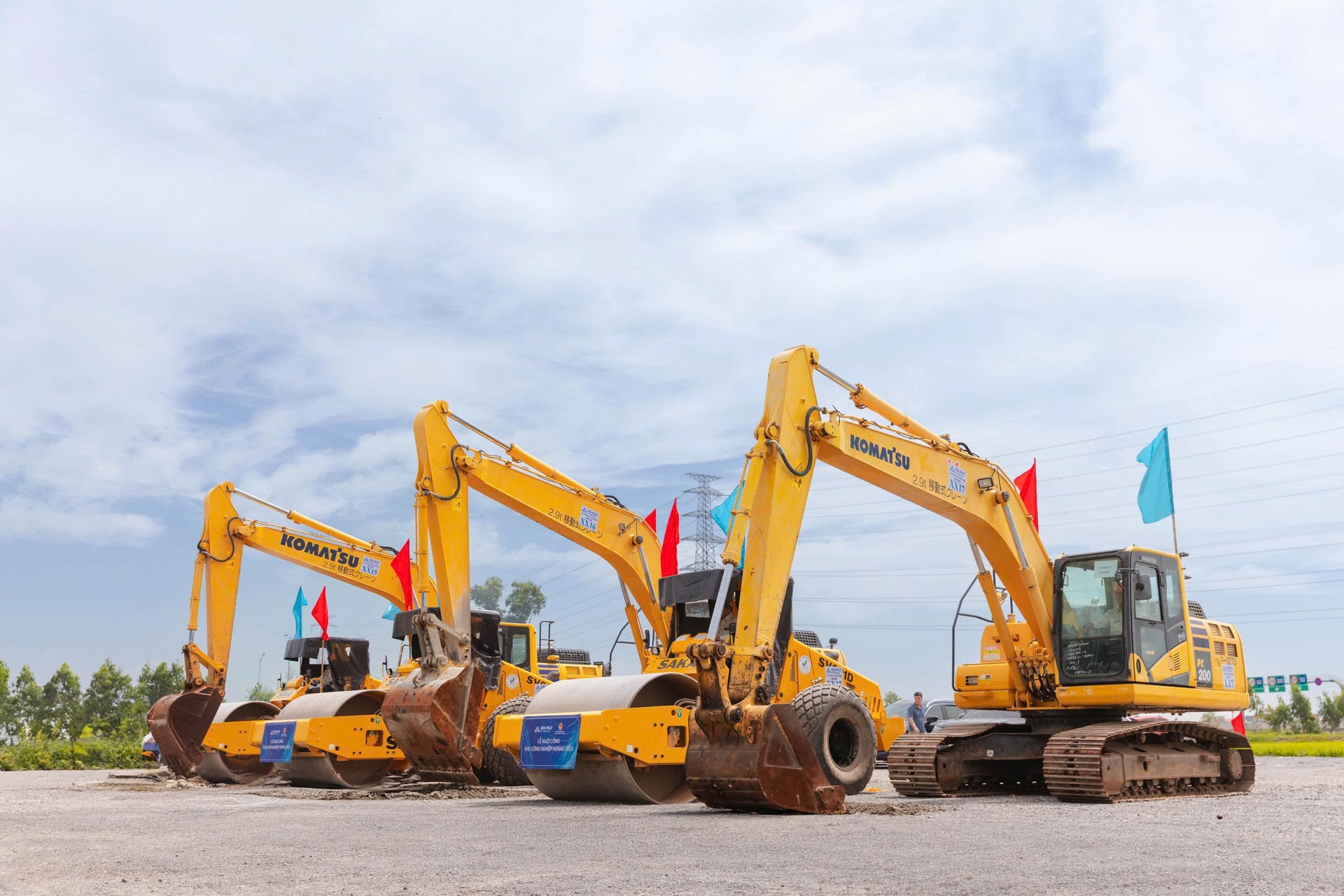 Phương tiện sẵn sàng thi công KCN Hoàng Diệu