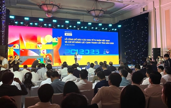 vbf-20265159424uaq.jpg