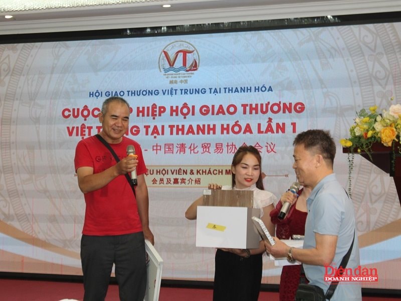giao thương việt trung (3)