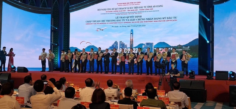gen-n-Hoi nghi cong bo quy hoach (2)