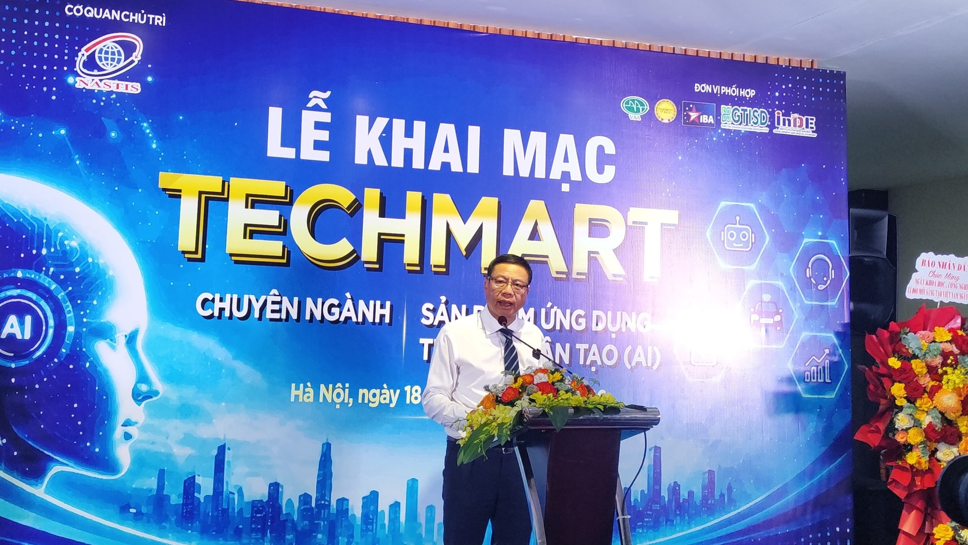 ảnh khai mạc Techmart (1)