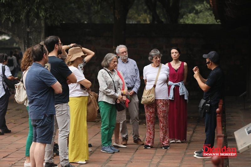 thuc-day-du-lich-vuon-minh-19.5.2.jpg
