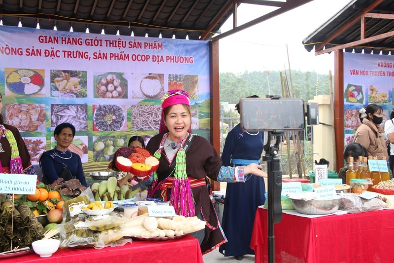 Quảng Ninh tiếp sức cho phụ nữ phát triển kinh tế số