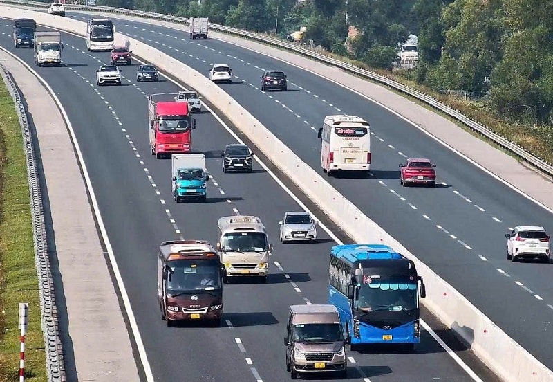 Áp lực quá tải sau một thập kỷ của cao tốc Hà Nội - Hải Phòng