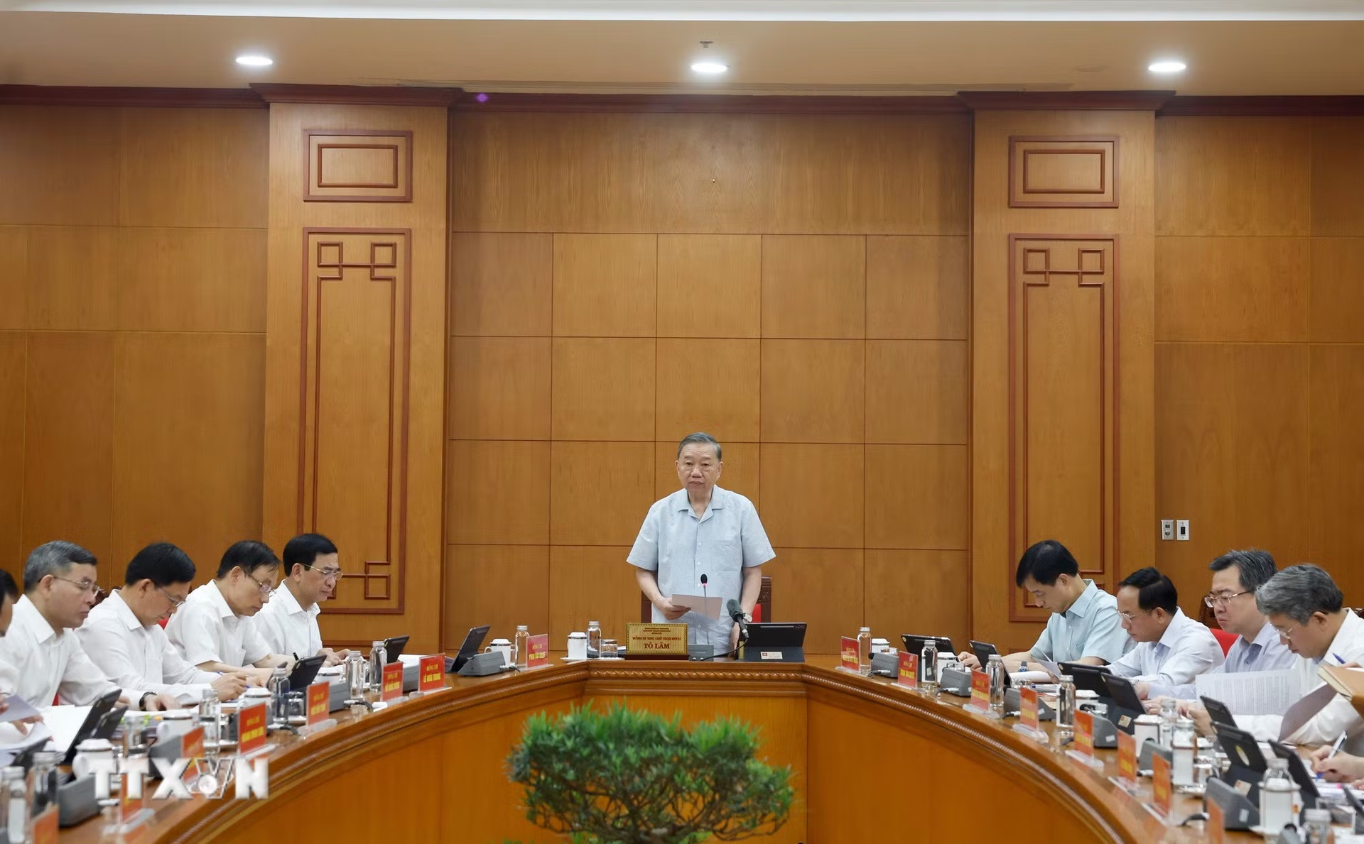 Kết luận của Tổng Bí thư, Chủ tịch nước tại cuộc họp cho chủ trương về công tác nghiên cứu khoa học cơ bản- Ảnh 1.