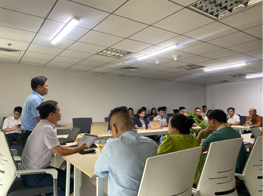 Ông Nguyễn Thế Ích - PGĐ Quỹ Đổi mới công nghệ quốc gia phát biểu tại buổi làm việc