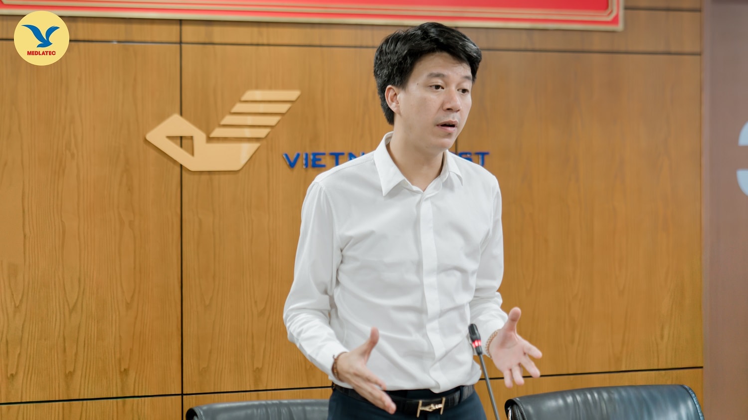 3-medlatec-ky-ket-hop-tac-cung-buu-dien-viet-nam.jpg
